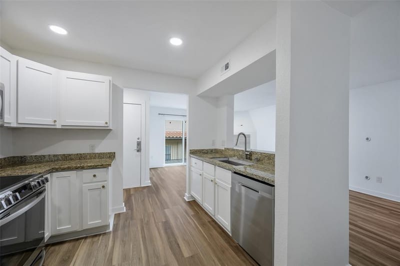 4777 Cedar Springs Road # 7P, Dallas TX 75219 - Photo 22