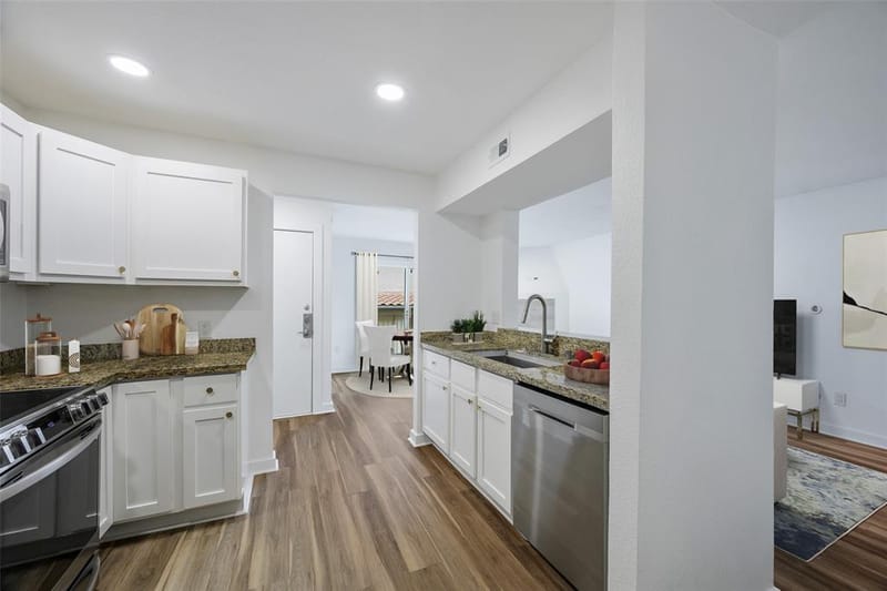 4777 Cedar Springs Road # 7P, Dallas TX 75219 - Photo 4