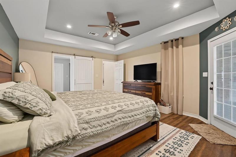 202 Daniel Court, Collinsville TX 76233 - Photo 14