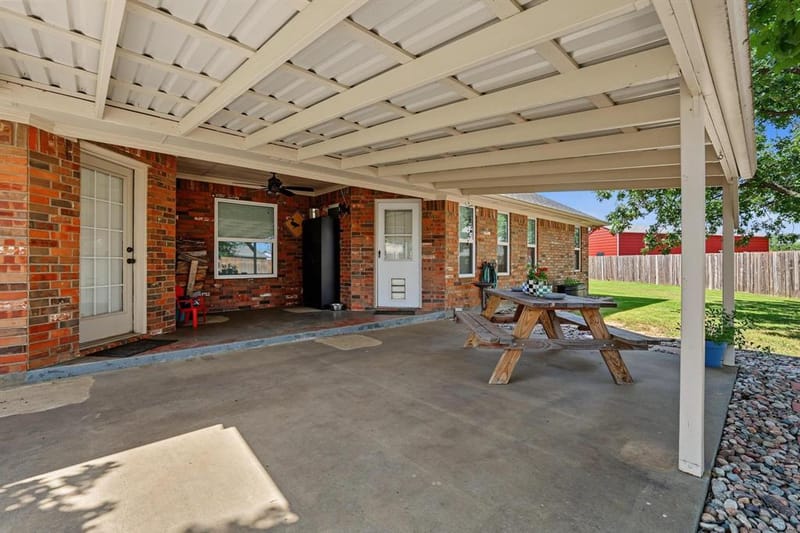 202 Daniel Court, Collinsville TX 76233 - Photo 31