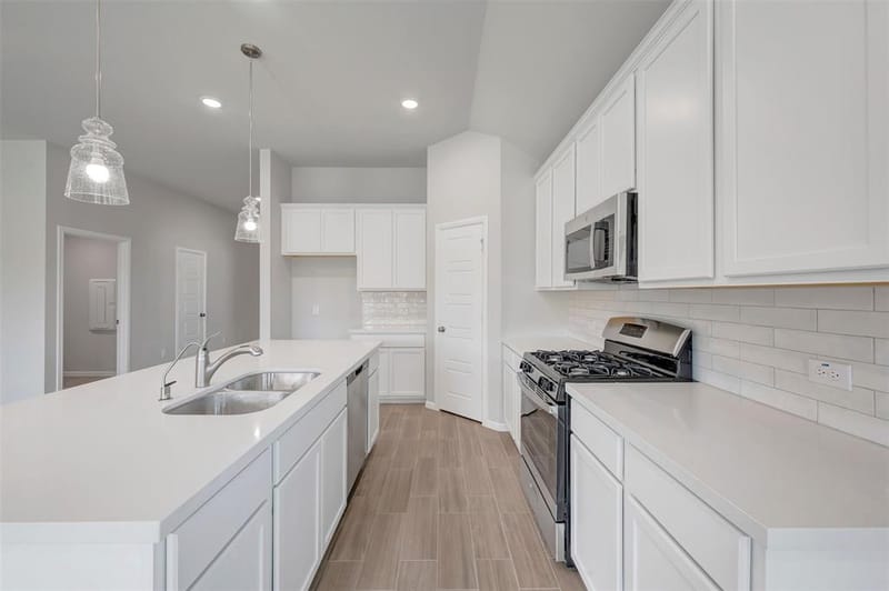 707 Grand Dale Drive, Lavon TX 75166 - Photo 2