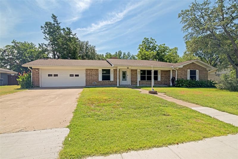 1107 Royal Drive, Kaufman TX 75142 - Photo 2