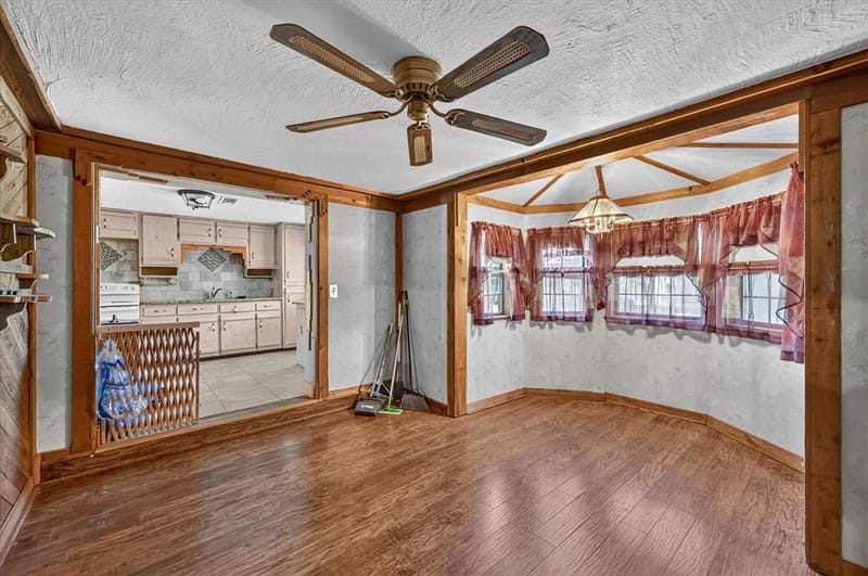 6709 County Road 527, Burleson TX 76028 - Photo 16