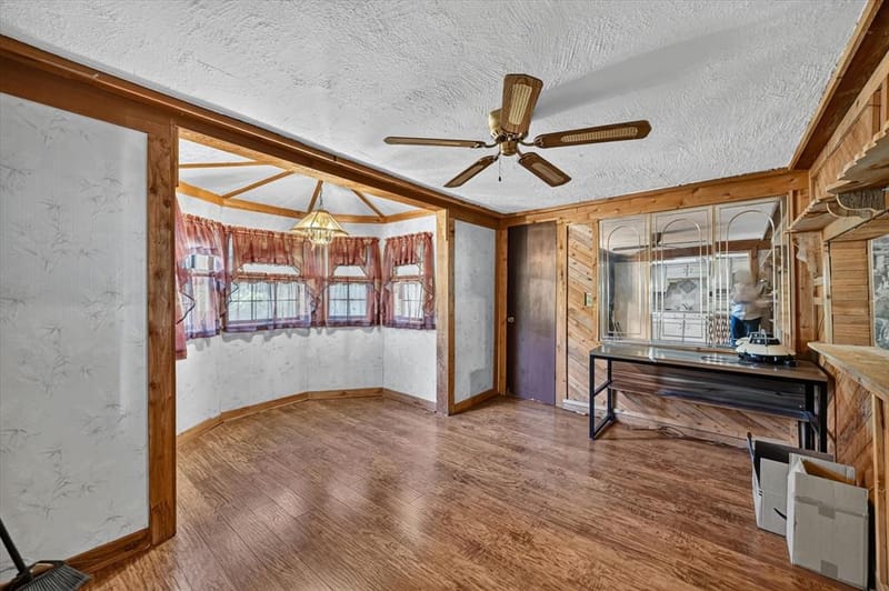 6709 County Road 527, Burleson TX 76028 - Photo 15