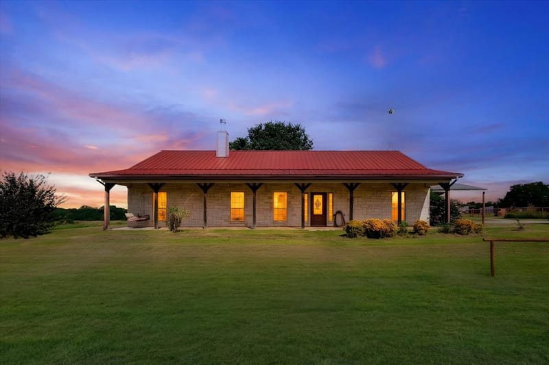 2210 County Road 1076, Celeste TX 75423
