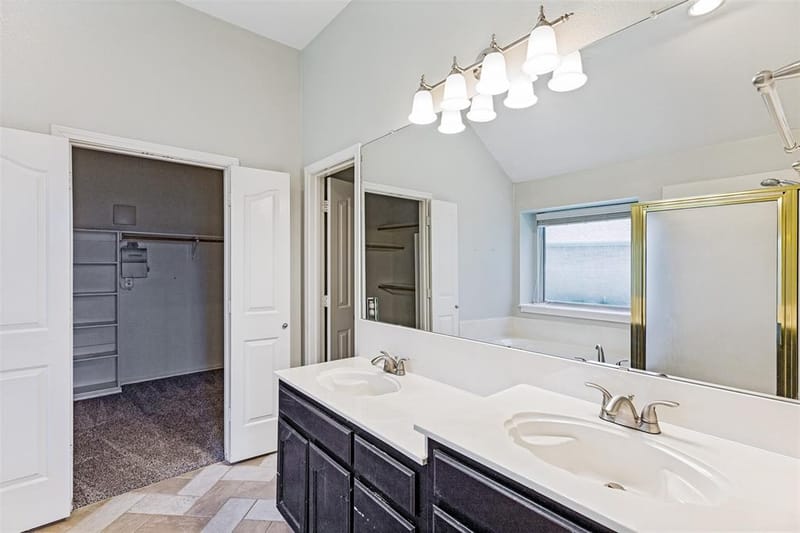 5856 Echo Bluff Drive, Haltom City TX 76137 - Photo 16