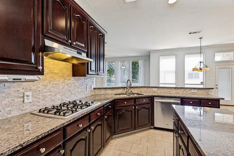 5856 Echo Bluff Drive, Haltom City TX 76137 - Photo 7