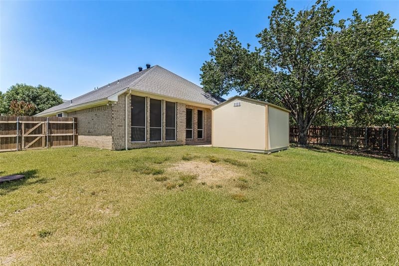 5856 Echo Bluff Drive, Haltom City TX 76137 - Photo 25