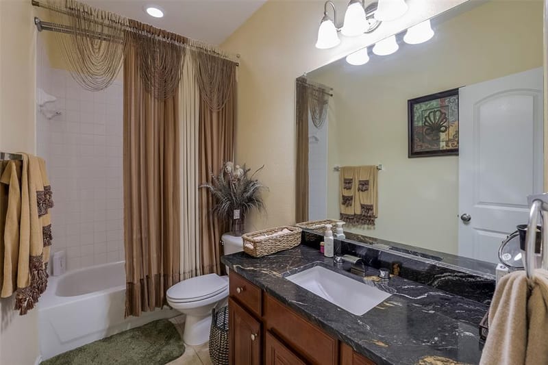 1429 Fox Run Drive, Irving TX 75063 - Photo 23