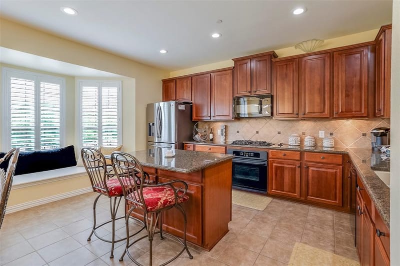 1429 Fox Run Drive, Irving TX 75063 - Photo 8