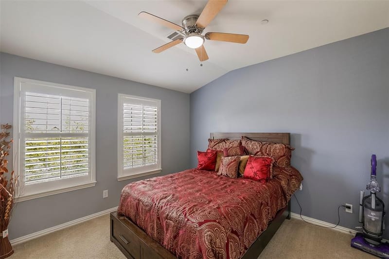 1429 Fox Run Drive, Irving TX 75063 - Photo 25