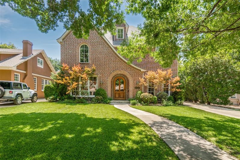 6122 Bryan Parkway, Dallas TX 75206 - Photo 2