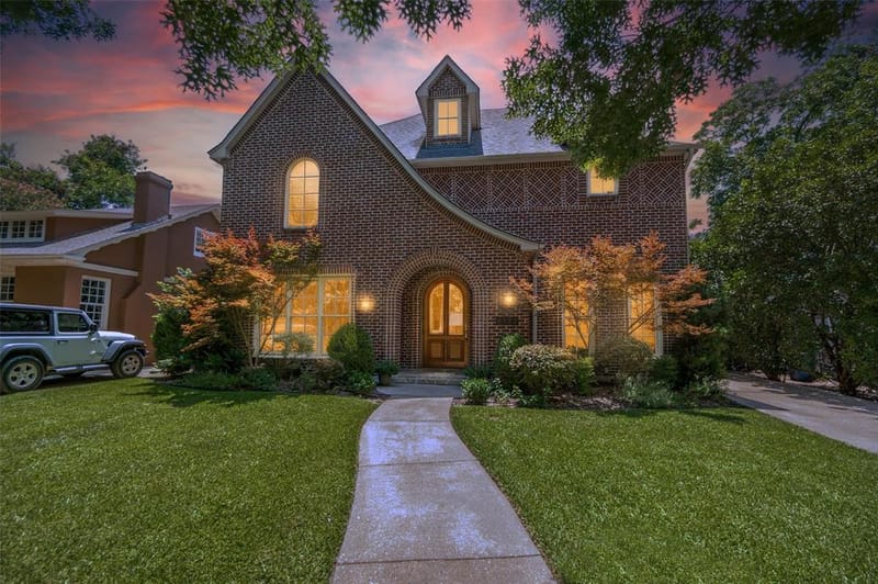 6122 Bryan Parkway, Dallas TX 75206 - Photo 3