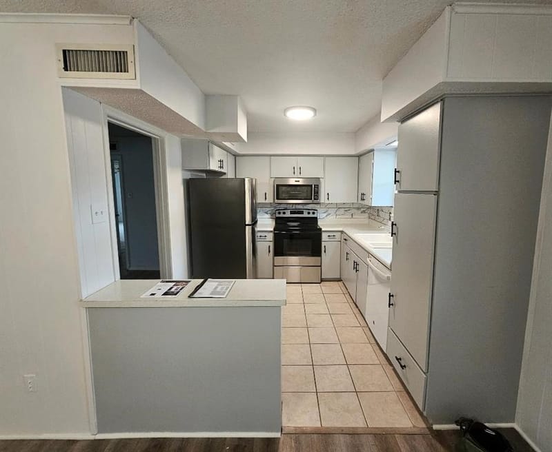 5825 Birchbrook Drive # 106, Dallas TX 75206 - Photo 6