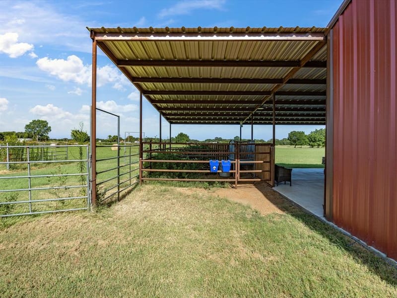 716 County Road 3241, Paradise TX 76073 - Photo 31