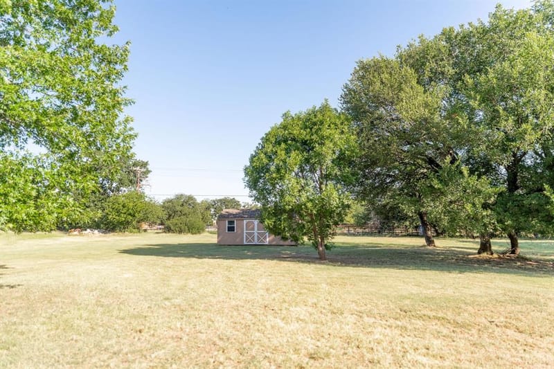 1193 County Road 318, Glen Rose TX 76043 - Photo 31