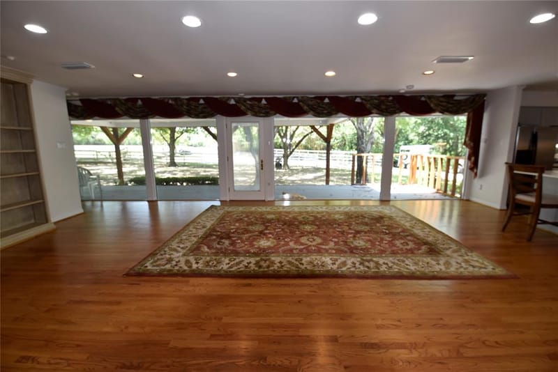1329 S Belt Line Road, Mesquite TX 75149 - Photo 13