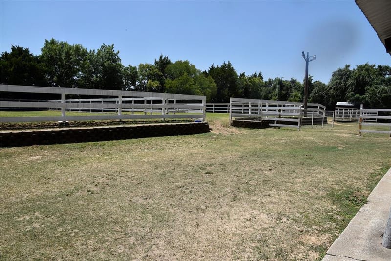 1329 S Belt Line Road, Mesquite TX 75149 - Photo 35