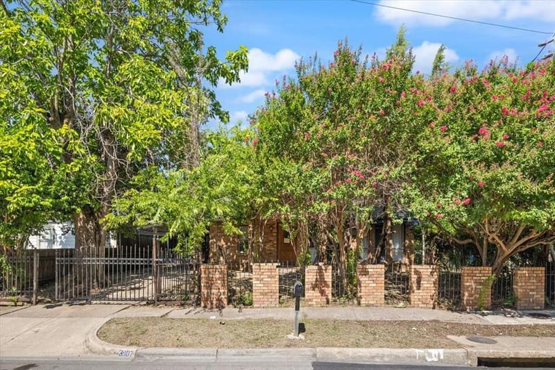 3907 Odessa Street, Dallas TX 75212 - Photo 21