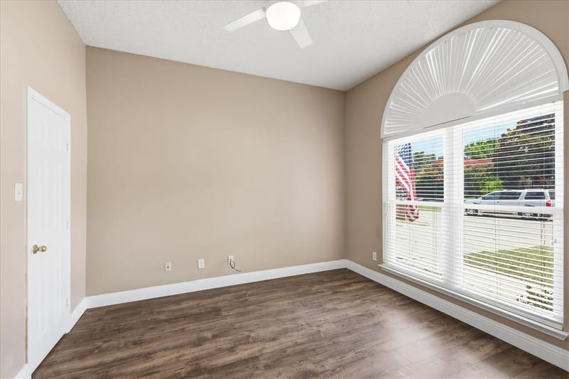 5541 Cranberry Drive, Fort Worth TX 76137 - Photo 7