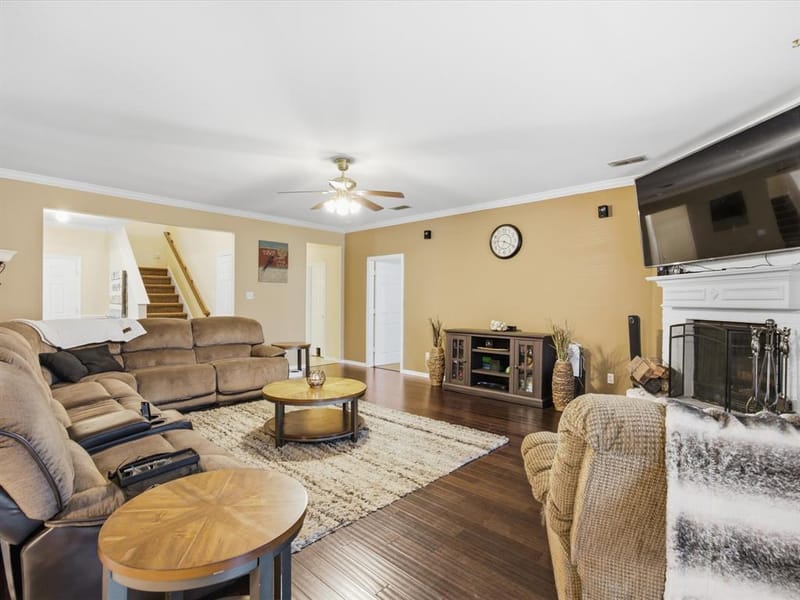5004 Vaquero Drive, Arlington TX 76017 - Photo 9
