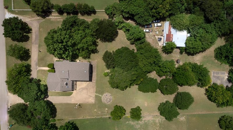1027 Sherman Drive, Cedar Hill TX 75104 - Photo 2
