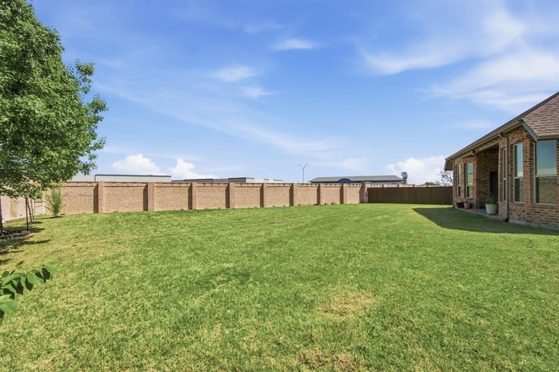 4211 Prado Court, Irving TX 75063 - Photo 34