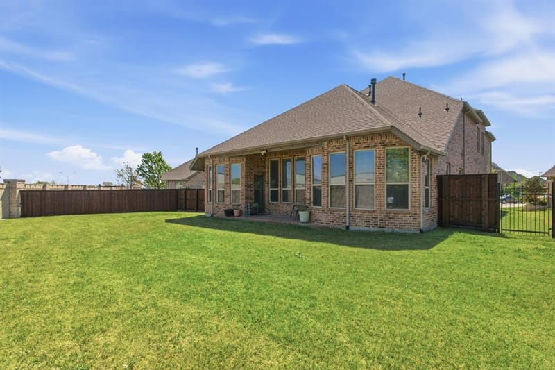 4211 Prado Court, Irving TX 75063 - Photo 33