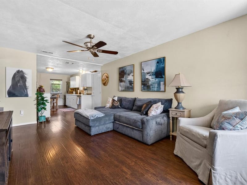 626 E South Street, Whitesboro TX 76273 - Photo 10