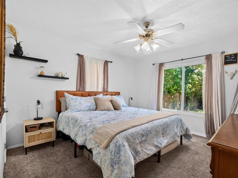 626 E South Street, Whitesboro TX 76273 - Photo 14
