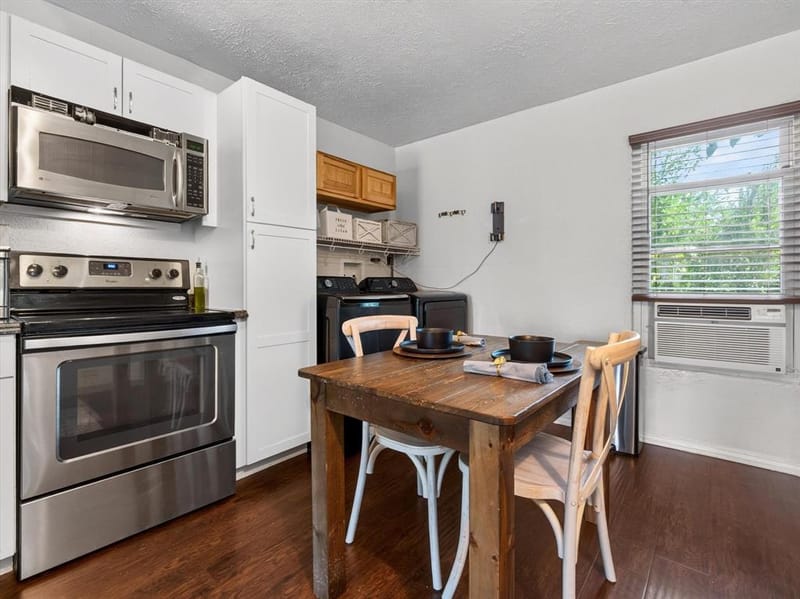 626 E South Street, Whitesboro TX 76273 - Photo 8