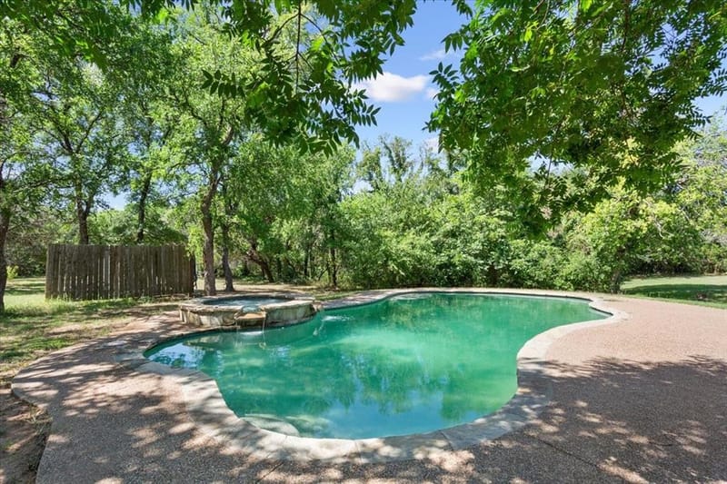 264 Emily Lane, Waco TX 76708 - Photo 29