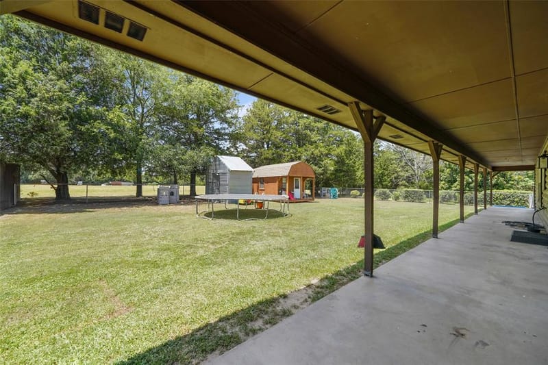 1112 Caprice Drive, Grand Saline TX 75140 - Photo 34