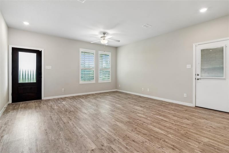 7526 Ezra Mews, Rowlett TX 75089 - Photo 5
