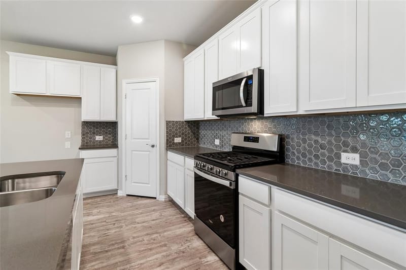 7526 Ezra Mews, Rowlett TX 75089 - Photo 15