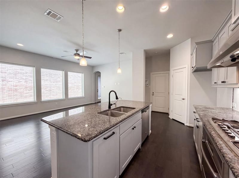 6756 Palo Duro Drive, Irving TX 75063 - Photo 12