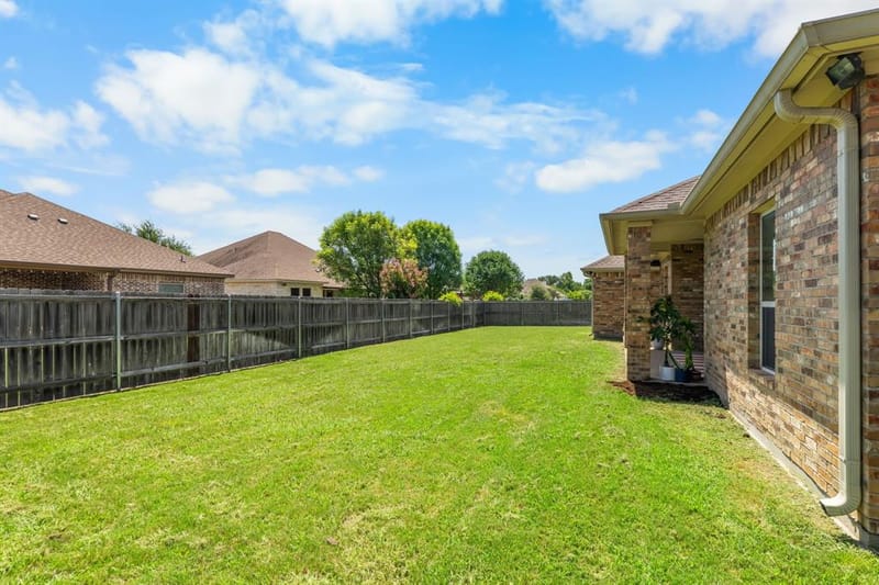2304 Augustine, Waco TX 76712 - Photo 36