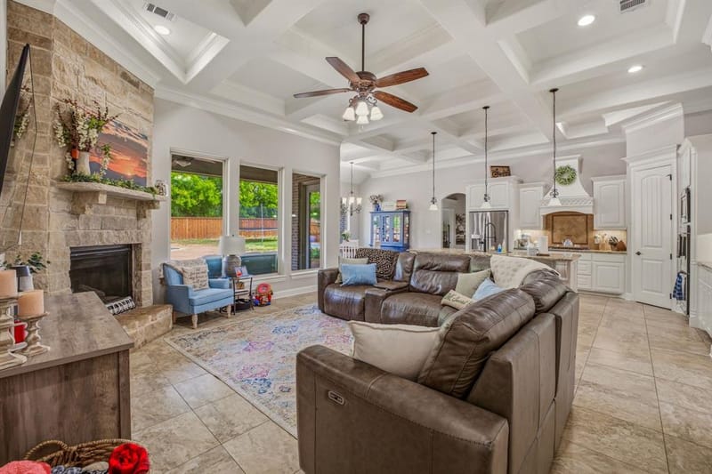 1035 Walking Horse Drive, Stephenville TX 76401 - Photo 5