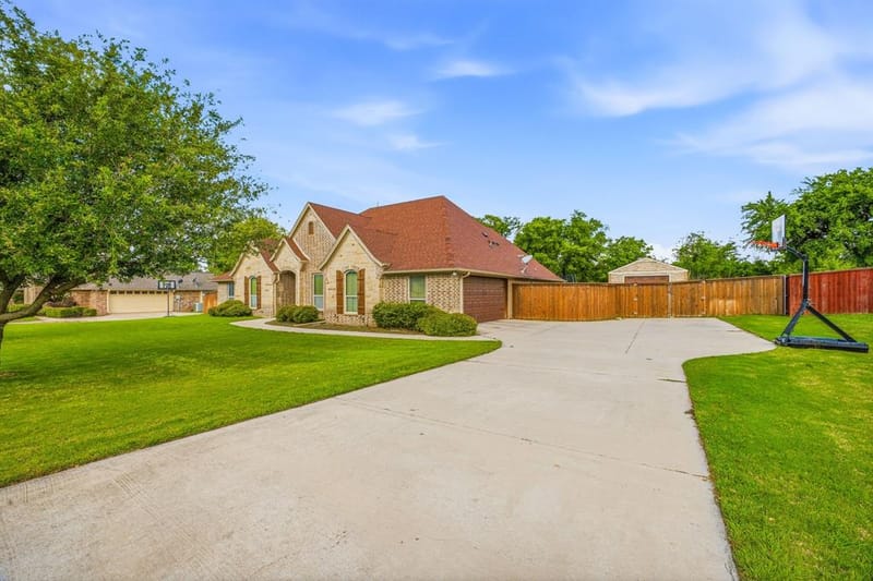 1035 Walking Horse Drive, Stephenville TX 76401 - Photo 24