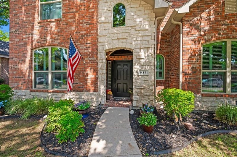 536 Forest Hill Drive, Coppell TX 75019 - Photo 2