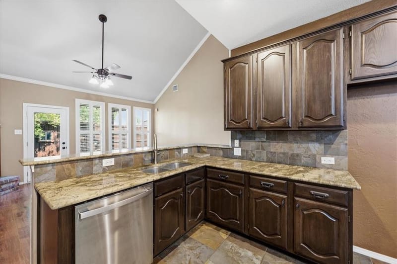 536 Forest Hill Drive, Coppell TX 75019 - Photo 16