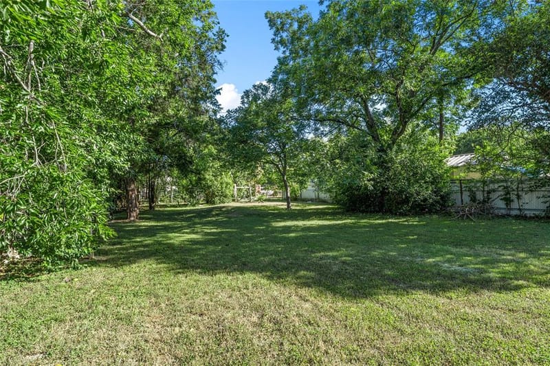 2225 Mitchell Avenue, Waco TX 76708 - Photo 15