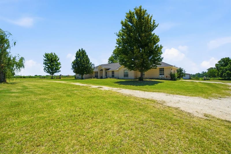 1640 County Road 185, Stephenville TX 76401 - Photo 2