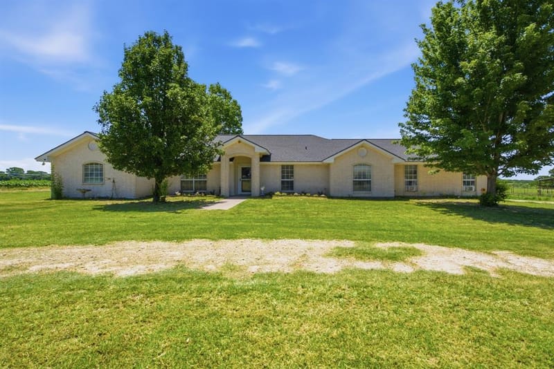 1640 County Road 185, Stephenville TX 76401