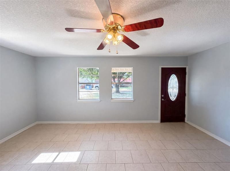 502 Jennings Street, Nocona TX 76255 - Photo 6