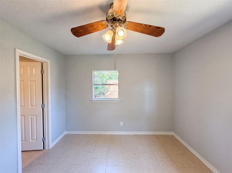502 Jennings Street, Nocona TX 76255 - Photo 12