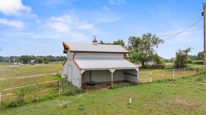 11755 W FM 8, Stephenville TX 76401 - Photo 23