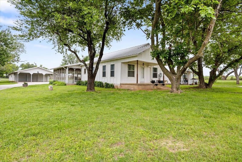 11755 W FM 8, Stephenville TX 76401 - Photo 16