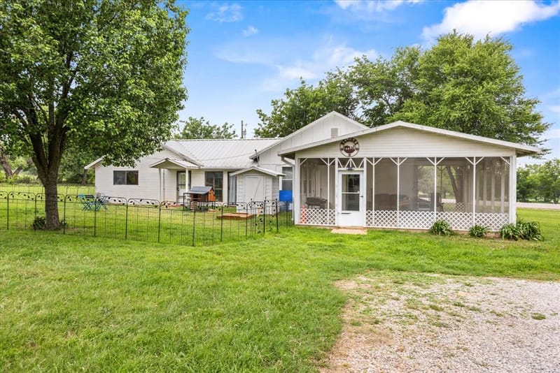 11755 W FM 8, Stephenville TX 76401 - Photo 18