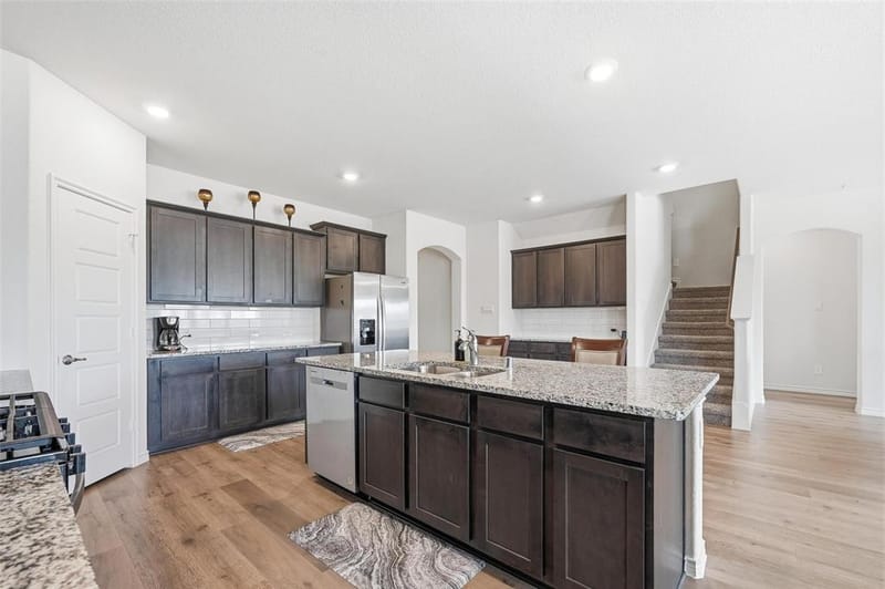 610 Jamestown Lane, Fate TX 75189 - Photo 2